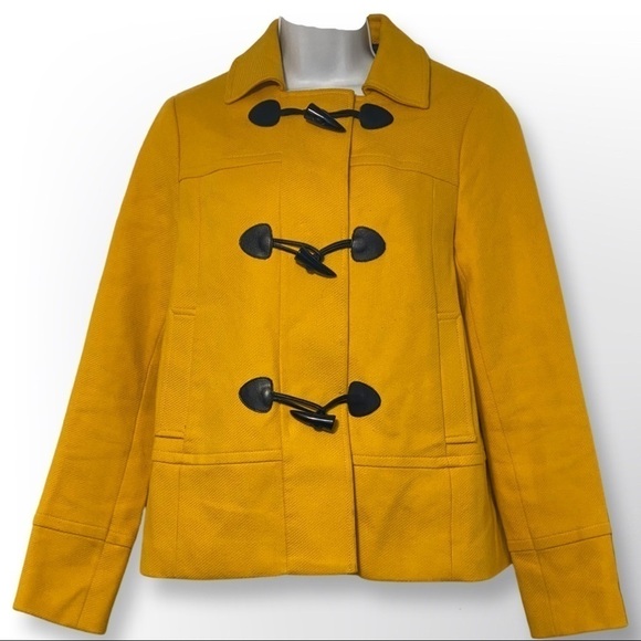 Banana Republic Jackets & Blazers - Banana republic coat